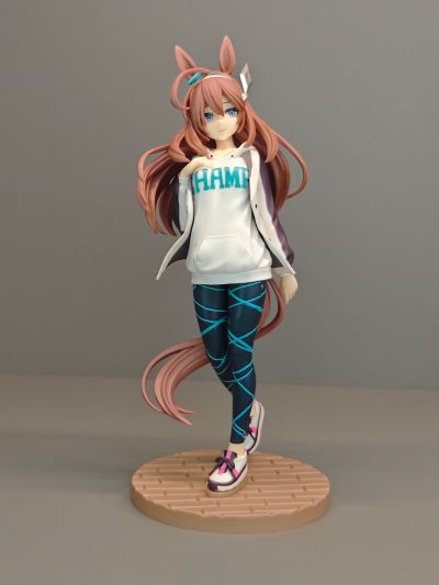 赛马娘 美蒲波旁 便服 笑脸版