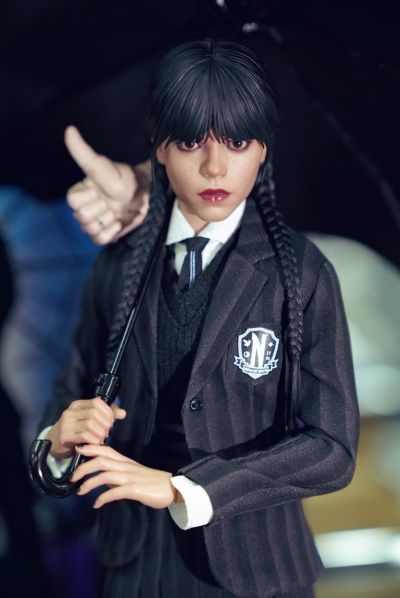 《星期三》星期三1：6比例珍藏人偶