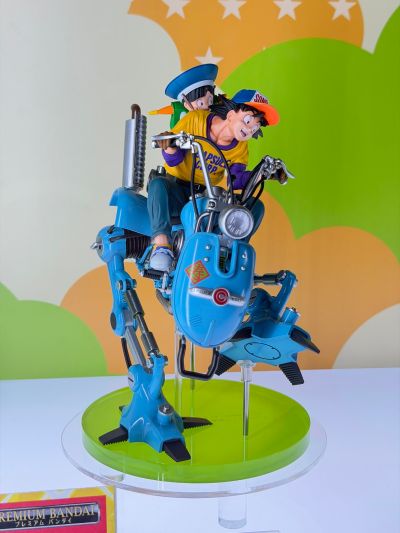 DESKTOP REAL McCOY EX 龙珠Z 孙悟空＆军用摩托车