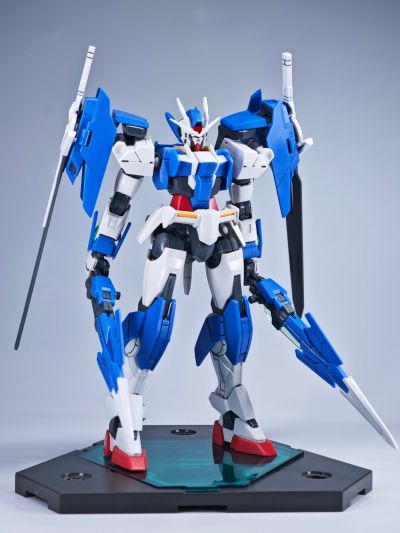 HGBD 1/144 00高达王牌潜行者