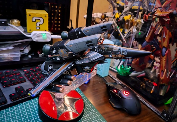 超时空要塞 VF-1S 深红 急速装甲