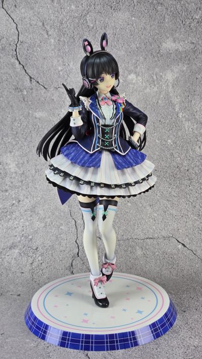 彩虹社 月之美兔