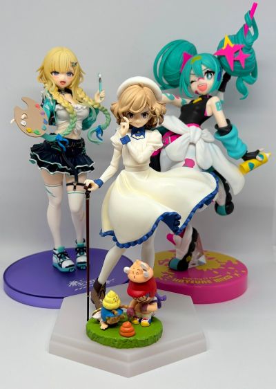 初音未来 Trio-Try-iT珍藏人偶—绘画少女—