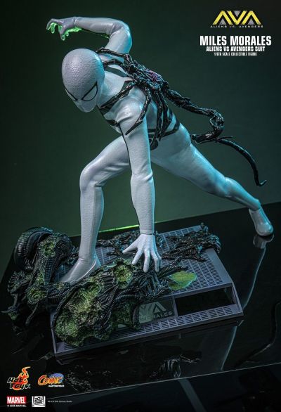 《异形大战复仇者》迈尔斯·莫拉莱斯(异形大战复仇者战衣)1:6比例珍藏人偶