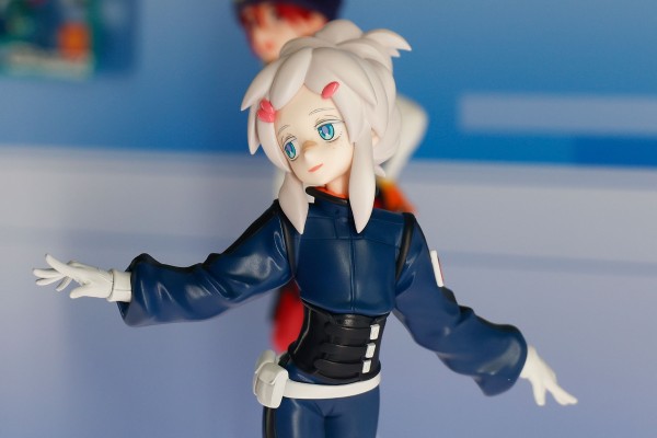 Lucrea Light  机动战士高达 跨时之战 尼娅安 驾驶服版