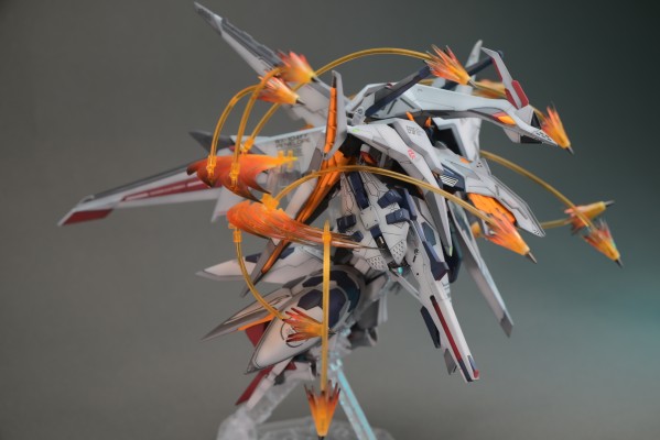 GUNDAM FIX FIGURATION ＃0025 RX-105 柯西高达&RX-104FF 佩涅罗佩高达