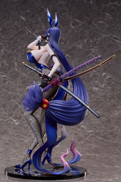 源赖光 兔女郎