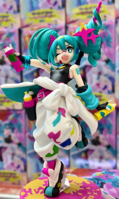 初音未来 Trio-Try-iT珍藏人偶—绘画少女—