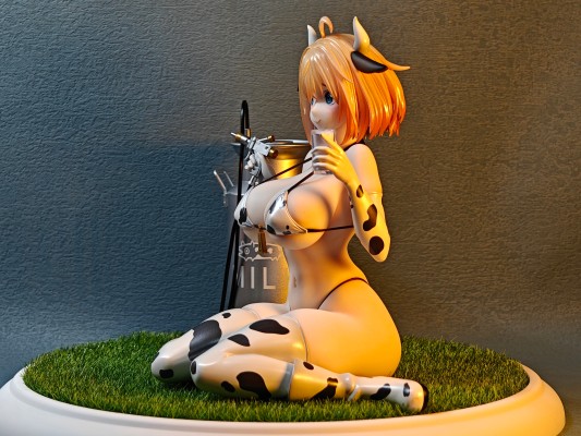 兔女郎服装计划 索菲亚· F· 希琳 奶牛纹比基尼