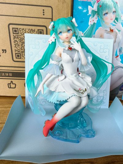 初音未来 BPEV 水晶藏品-裸海蝶/冰海天使-珍藏人偶