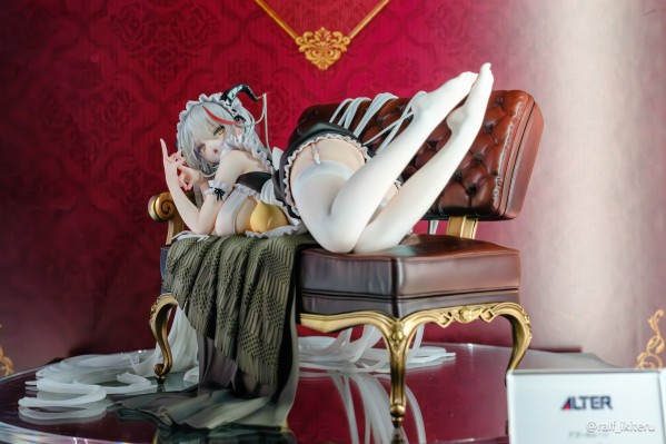 碧蓝航线  埃格妮丝（埃吉尔） 港区的龙女仆