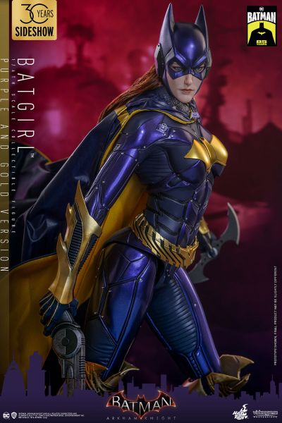 《蝙蝠侠：阿卡姆骑士》蝙蝠女（紫金色版）1:6比例珍藏人偶