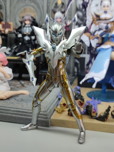 S.H.Figuarts 终极赛罗闪耀型（新生代版）（暂译）