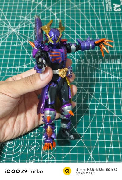 S.H.Figuarts 假面骑士霸牛 火旺僵尸形态（混世神）