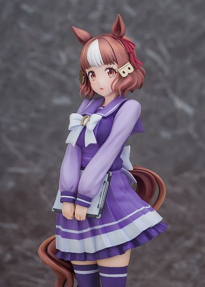 赛马娘 芦毛灰姑娘  双铃莱特
