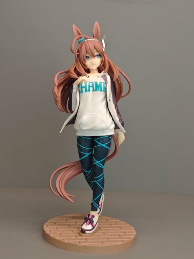 赛马娘 美蒲波旁 便服 笑脸版