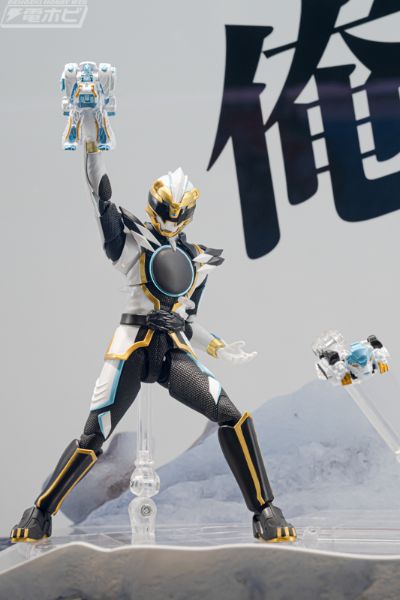 S.H.Figuarts 豪兽白熊