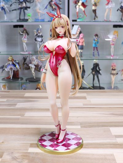 胜利女神：妮姬 毒蛇：毒兔