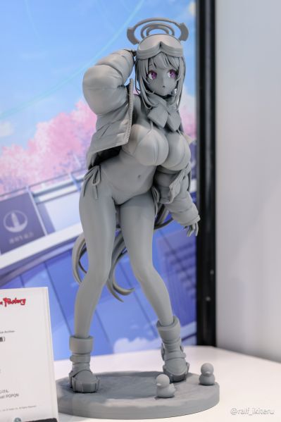 和泉元影美（泳装）