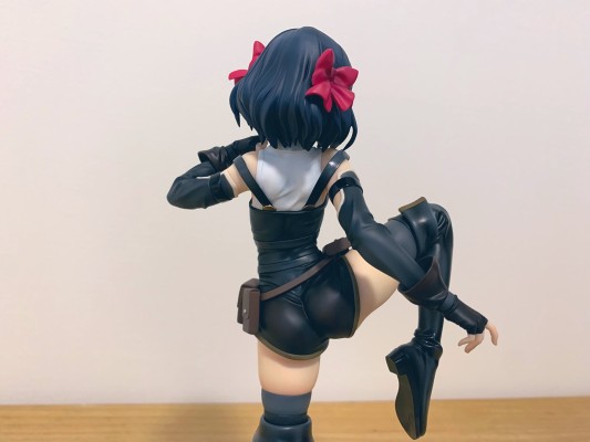 叹气的亡灵想隐退 蒂诺·薛德