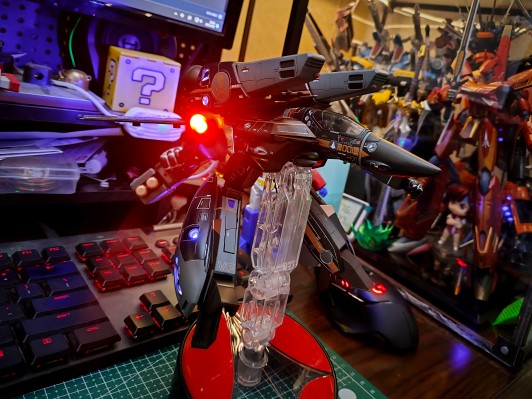 超时空要塞 VF-1S 深红 急速装甲