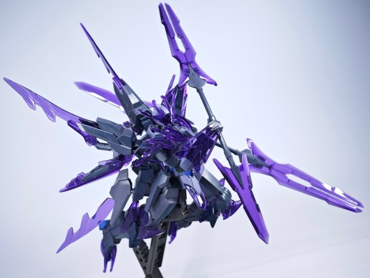 HGBF 高达创战者炎TRY 冰川瞬变高达