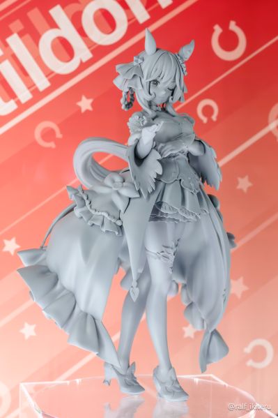 赛马娘 / 闪耀！优俊少女 贵妇人