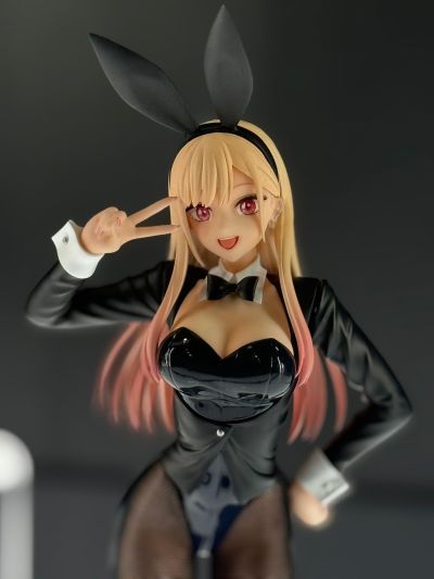 更衣人偶坠入爱河 喜多川海梦 万圣节兔女郎