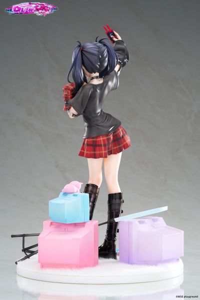 主播女孩重度依赖 糖糖 1/7 比例手办