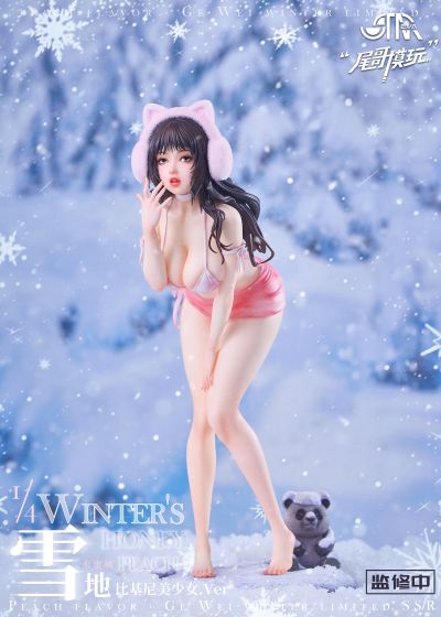 雪地水蜜桃比基尼美少女 1/4雕像