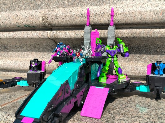 AOTP-13 霸天虎 铁甲龙