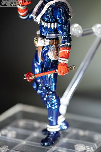 S.H.Figuarts（真骨雕制法） 假面骑士响鬼 20周年纪念版