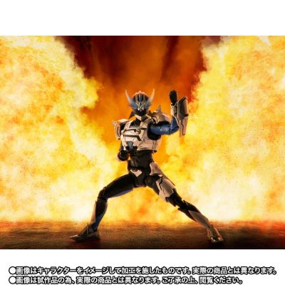 S.H.Figuarts（真骨雕制法） 银翼超人 护体形态