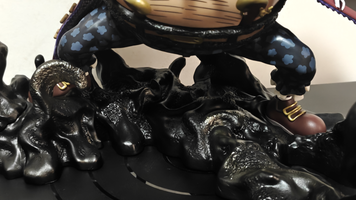 FiguartsZERO [超激战]  马歇尔·D·提奇-暗水-