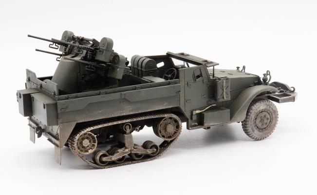 35081 1/35 美国 M16 半履带 自行防空炮 