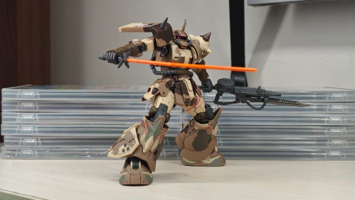 HG 1/144 地表高机动型渣古（达南专用）