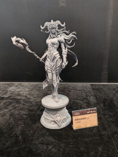 炉石传说 伊利丹·怒风 雕像