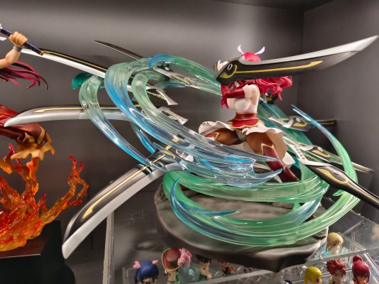 妖精的尾巴 艾尔莎·史卡雷特 幽绝之铠