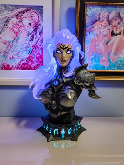 暗黑血统 怒神 大胸像