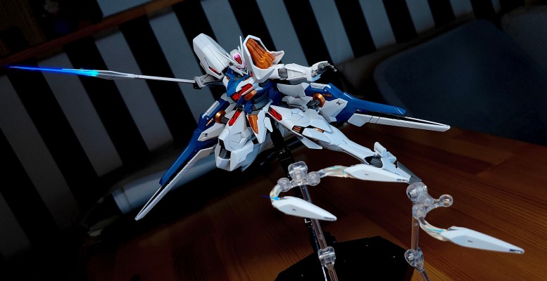 HG 1/144 奈恩高达（暂译）