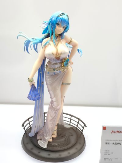 胜利女神：新的希望 海伦：水晶派对