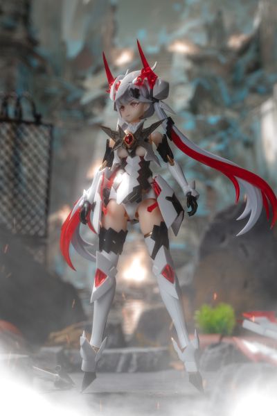 「紫微星·白」白蛇机娘