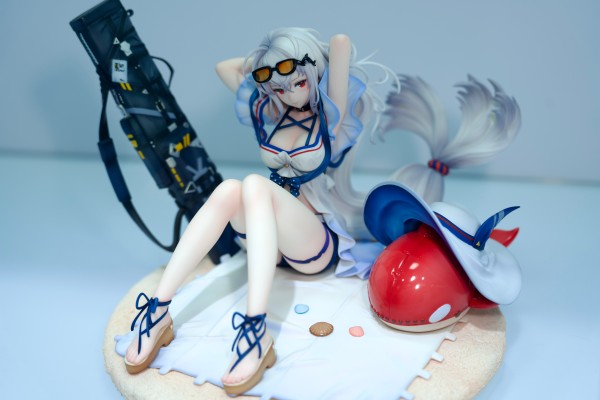 明日方舟 斯卡蒂 驭浪WR04