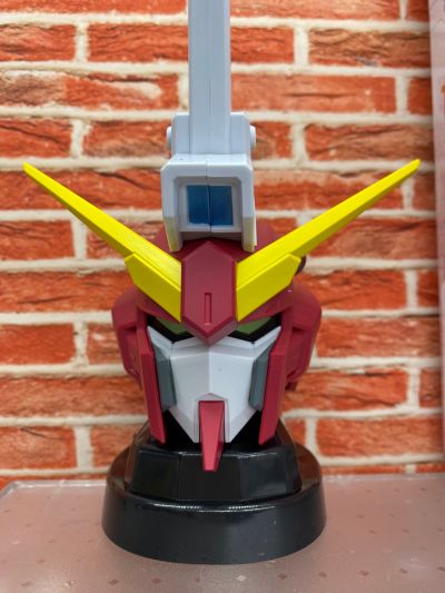 《机动战士高达SEED FREEDOM》魔蟹头部房灯