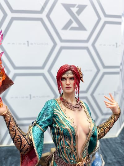 巫师3 狂猎 特莉丝 DLC服装版