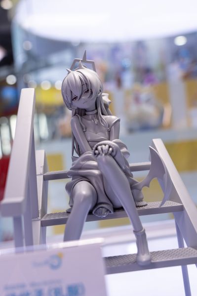 蔚蓝档案 鬼方佳代子（礼服）纪念大厅版