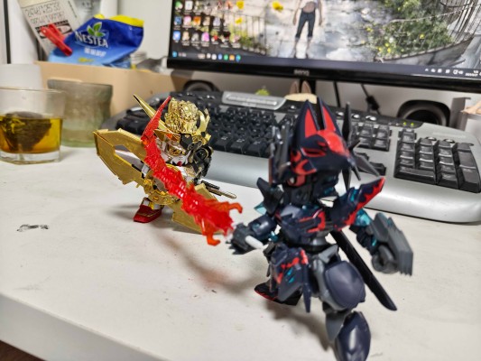 SDW HEROES SD高达世界：群英集 佐助德尔塔高达