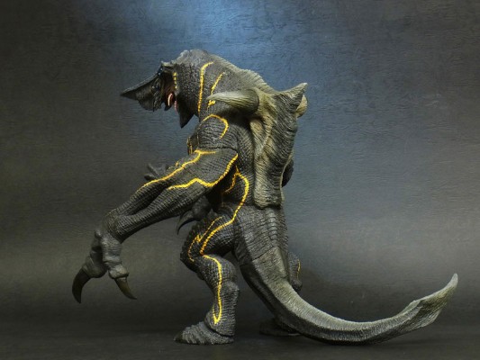 大怪兽系列 环太平洋 镰刀头 一般流通版