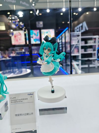 桌面童话 初音未来 不可思议的国度