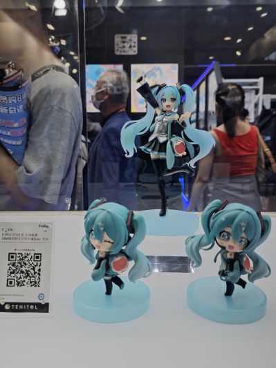 TENITOL 初音未来 UWA系列软乎乎笑容痛包